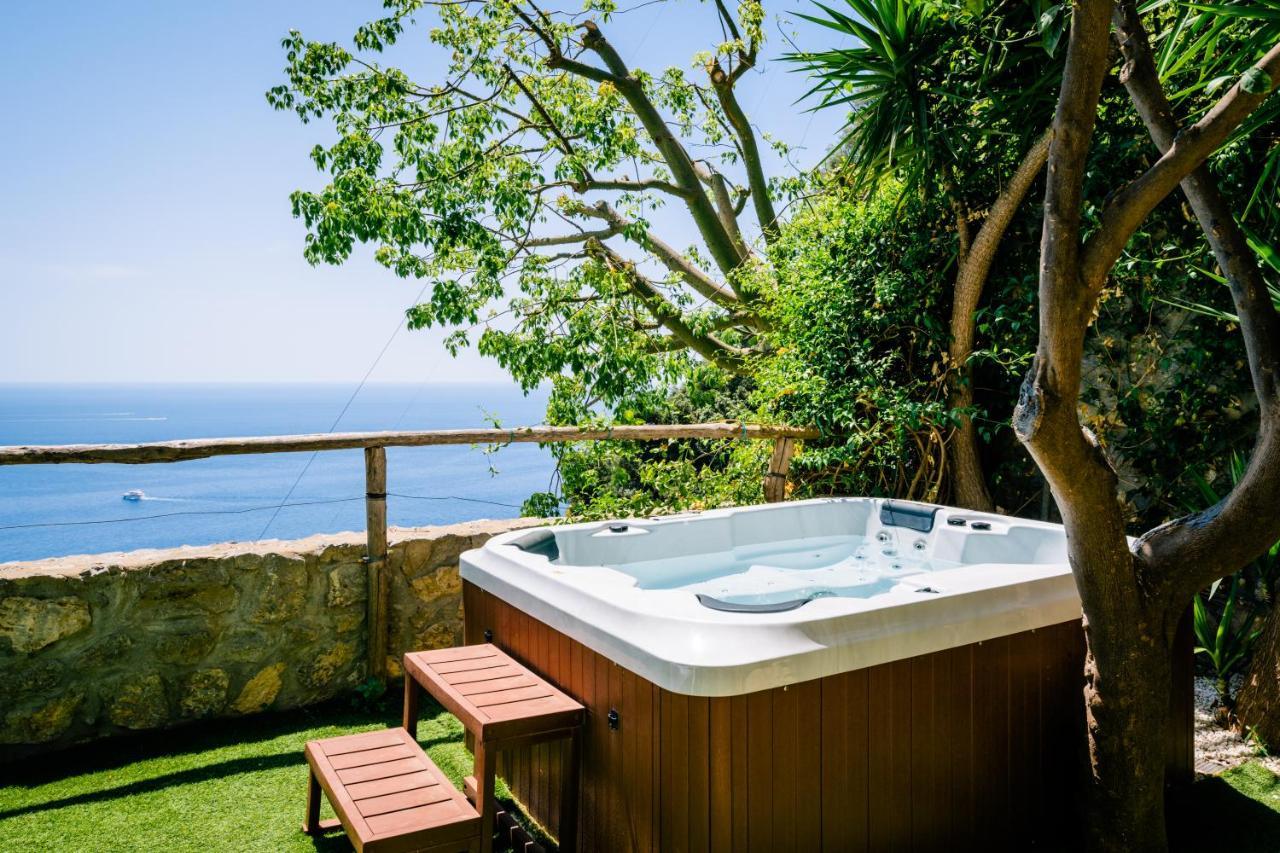 Villa Anfitrite Positano Bagian luar foto
