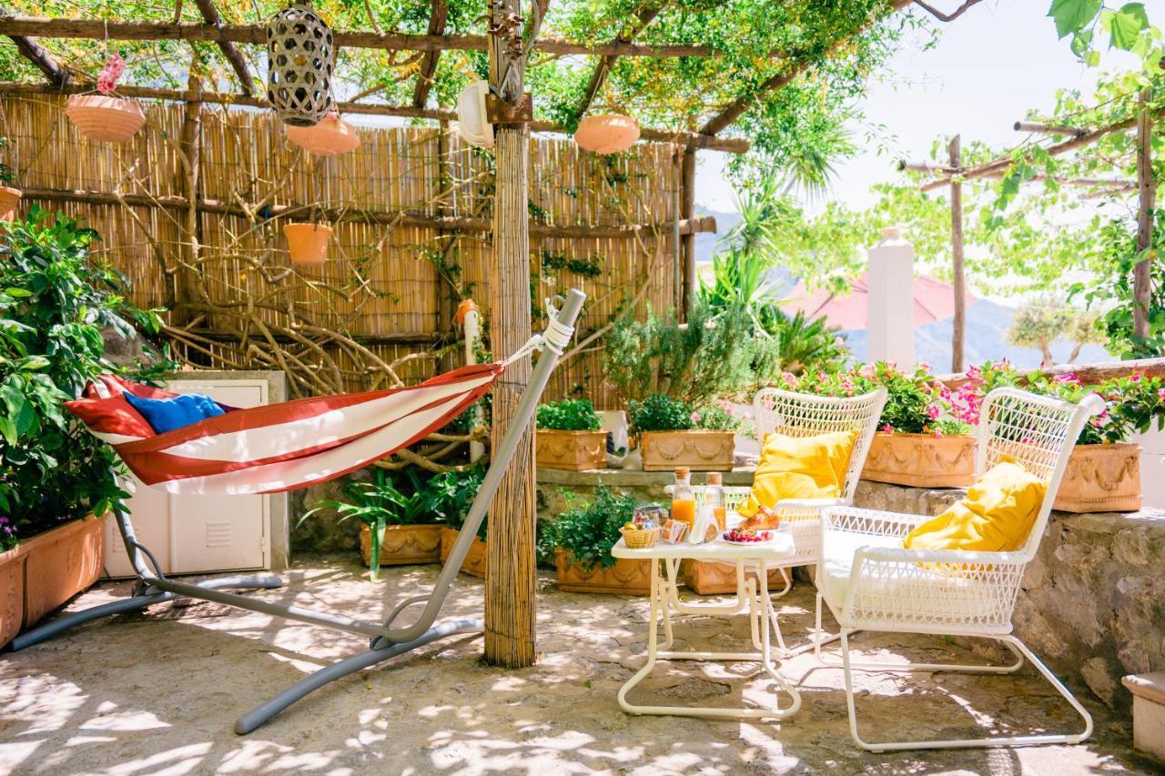 Villa Anfitrite Positano Bagian luar foto